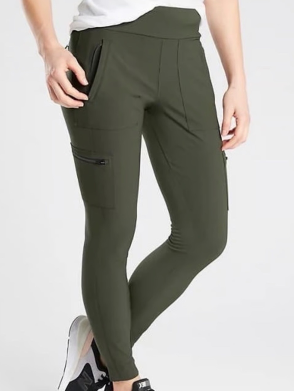 🌿🌲 Athleta Headlands Hybrid Cargo Pants | Peat Green | Size 12 🌿🌲